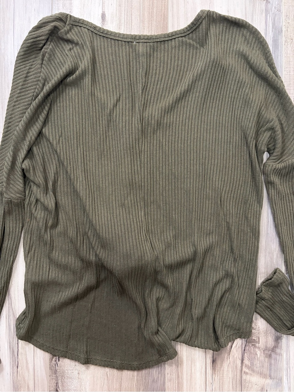 Garage Olive Ribbed Button-Front Tie Hem Top - Picture 5 of 5